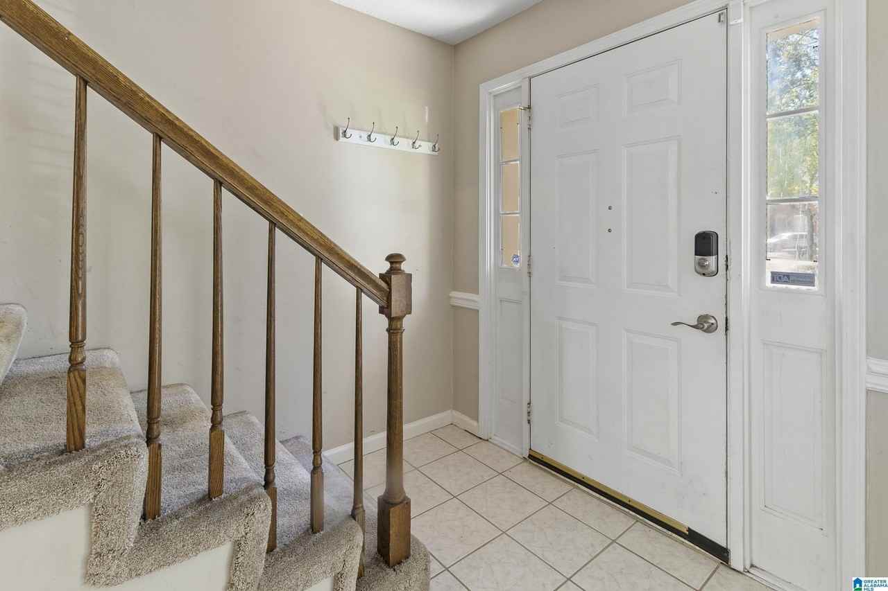 22 Ashford Cir - Photo 5 of 31
