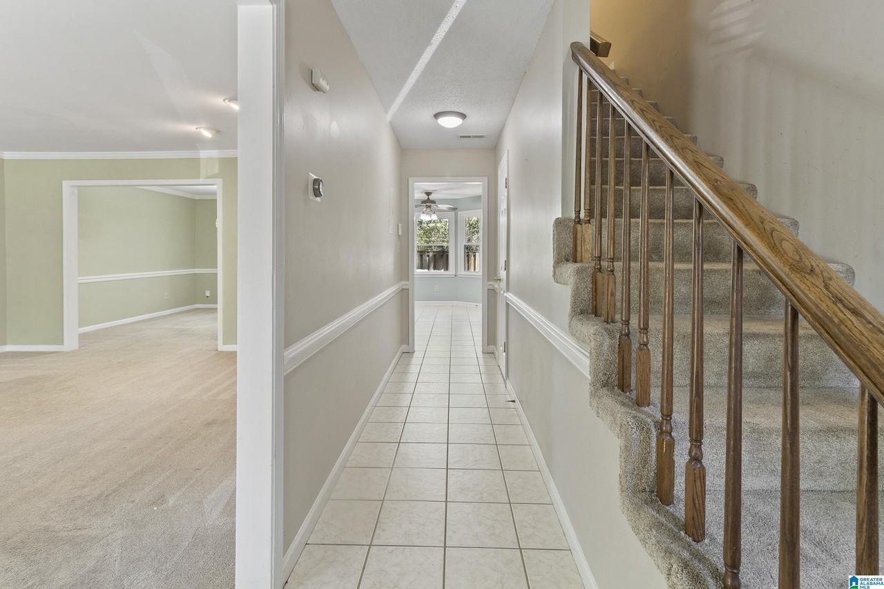 22 Ashford Cir - Photo 6 of 31