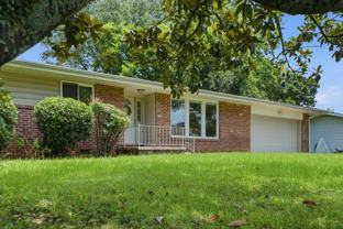 4727 Briarwood Dr - Photo 1 of 1