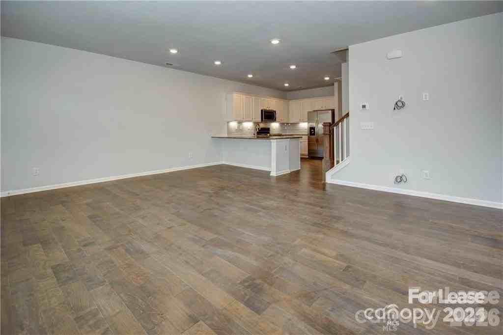 3126 Glenn Hope Way - Photo 3 of 23