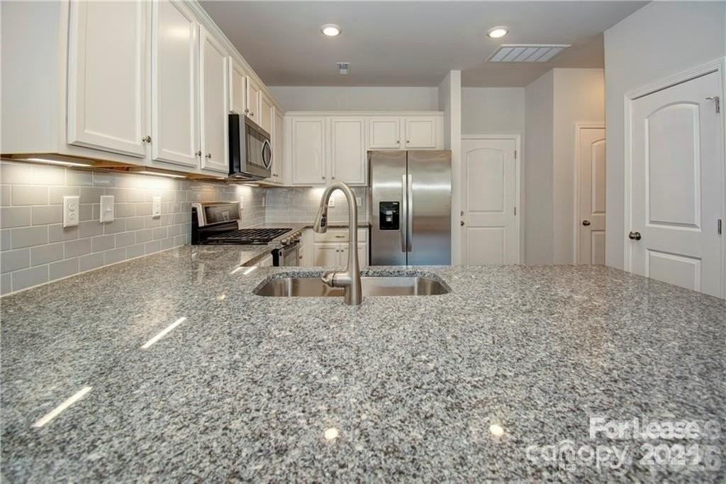 3126 Glenn Hope Way - Photo 7 of 23