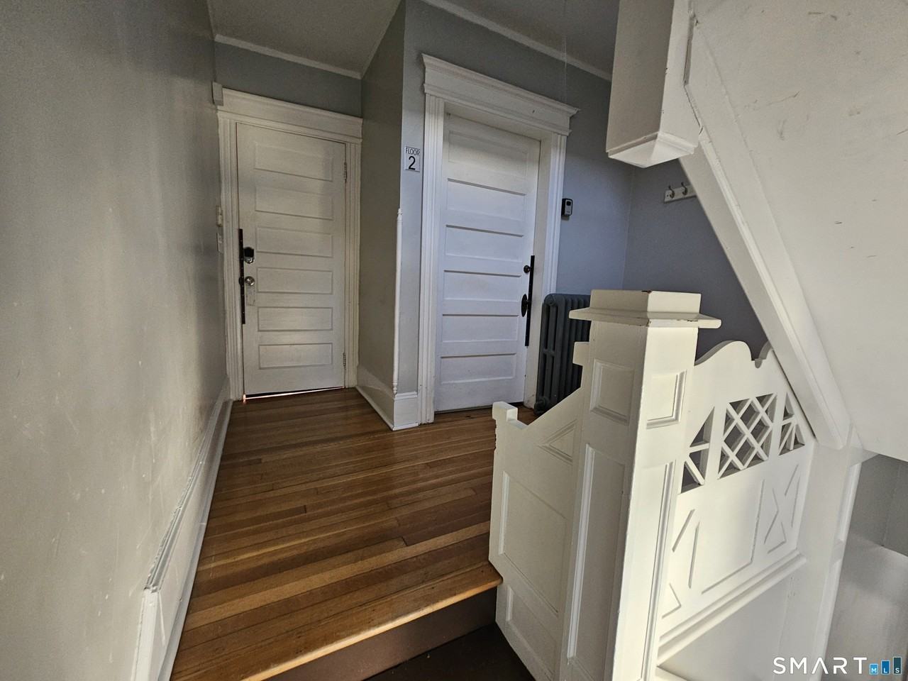 592 Laurel Ave #2ndFL - Photo 5 of 27