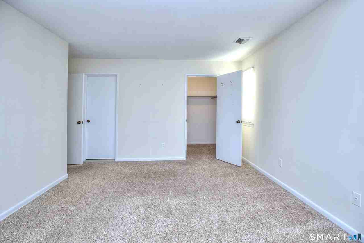49 Southport Woods Dr #49 - Photo 7 of 12