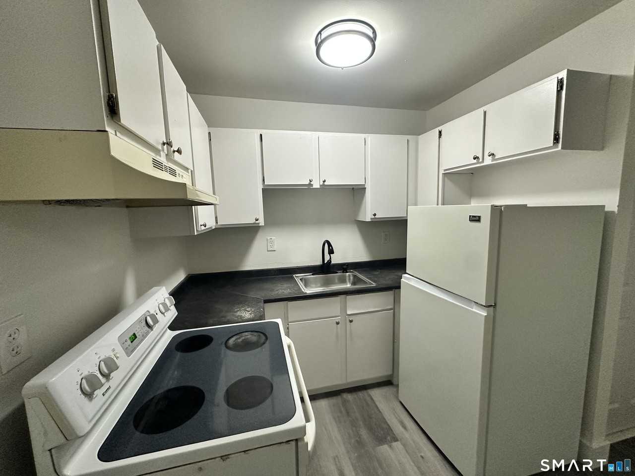 7 Prest St #4 - Photo 2 of 8