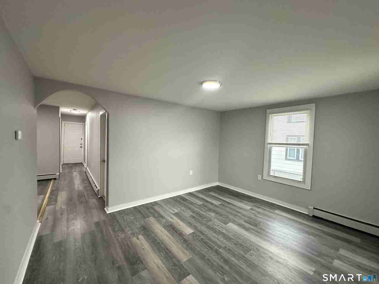82 W Coit St #1 - Photo 5 of 17