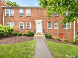 featured image of 29 Clarmore Dr #2A