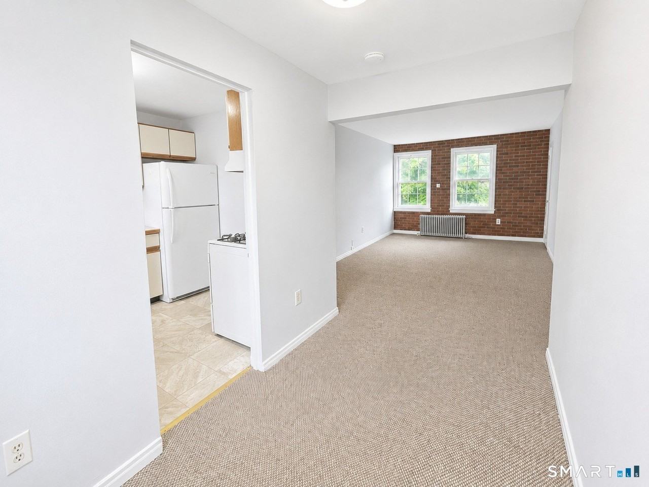 29 Clarmore Dr #2A - Photo 5 of 12