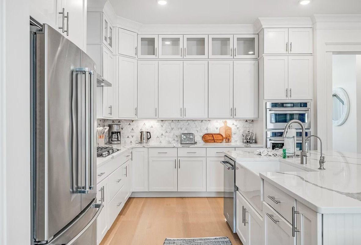 143 Seaboard Ln - Photo 6 of 37