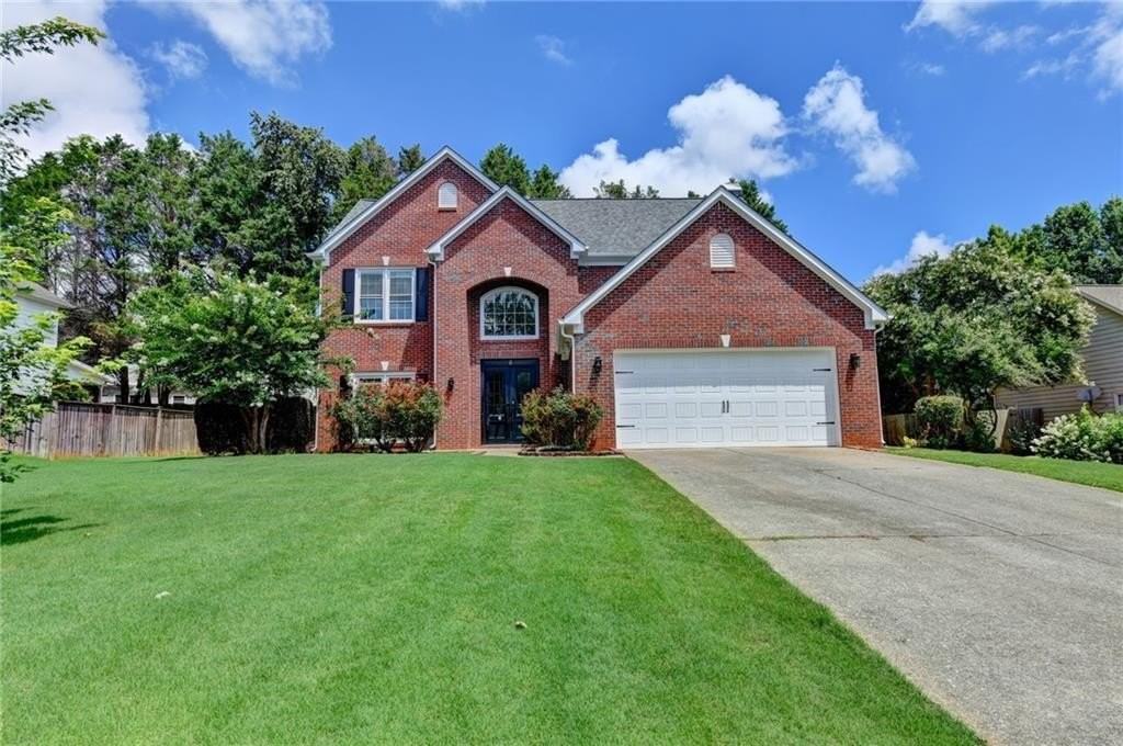 2835 Crestmont Ct