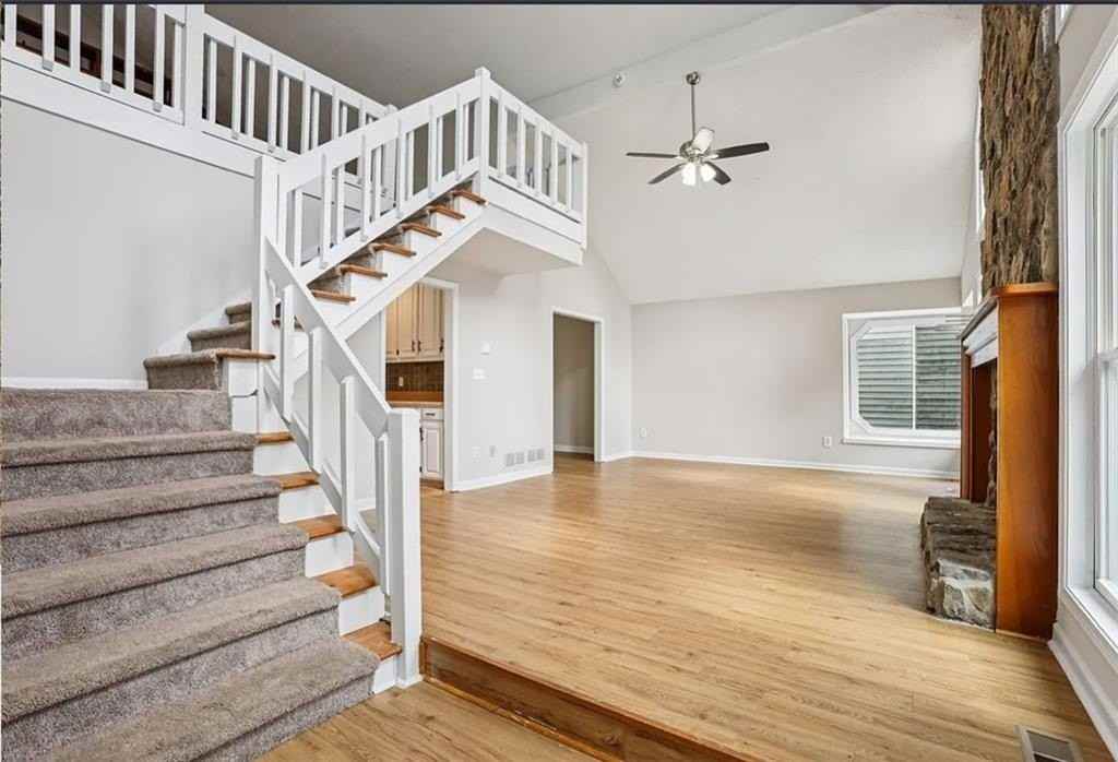 270 Saint Simons Cv - Photo 3 of 14