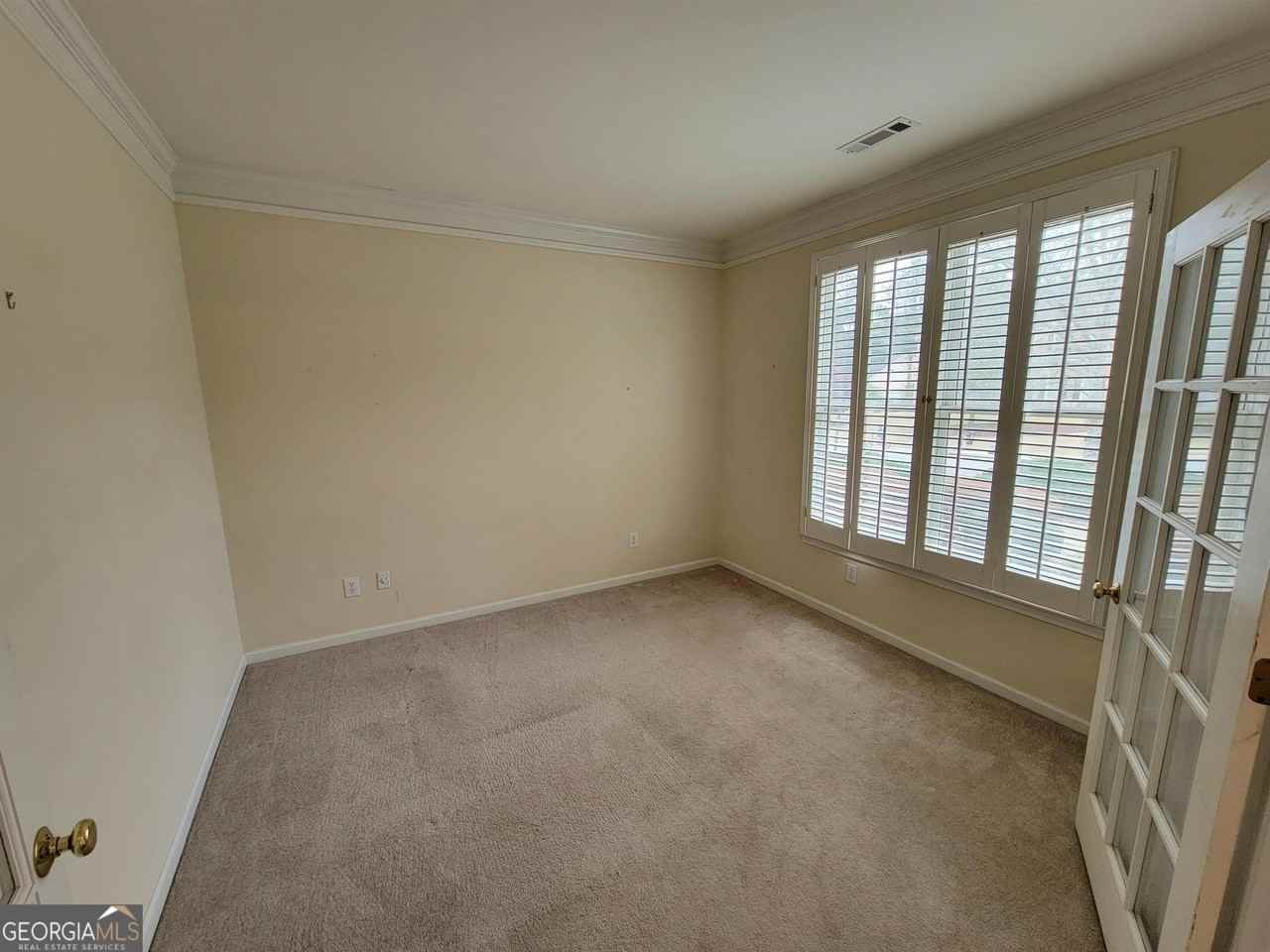 225 Lockmeade Way - Photo 6 of 38