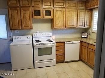 3301 Greenock St - Photo 5 of 36