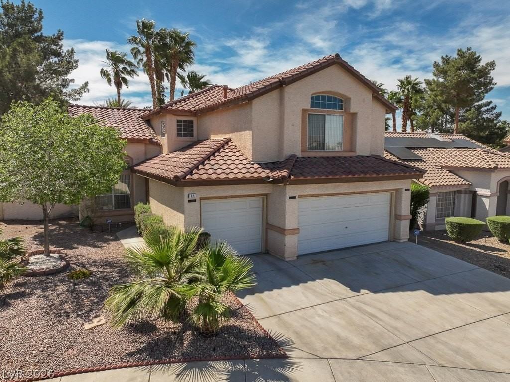 1721 Mill Canyon Dr - Photo 3 of 50