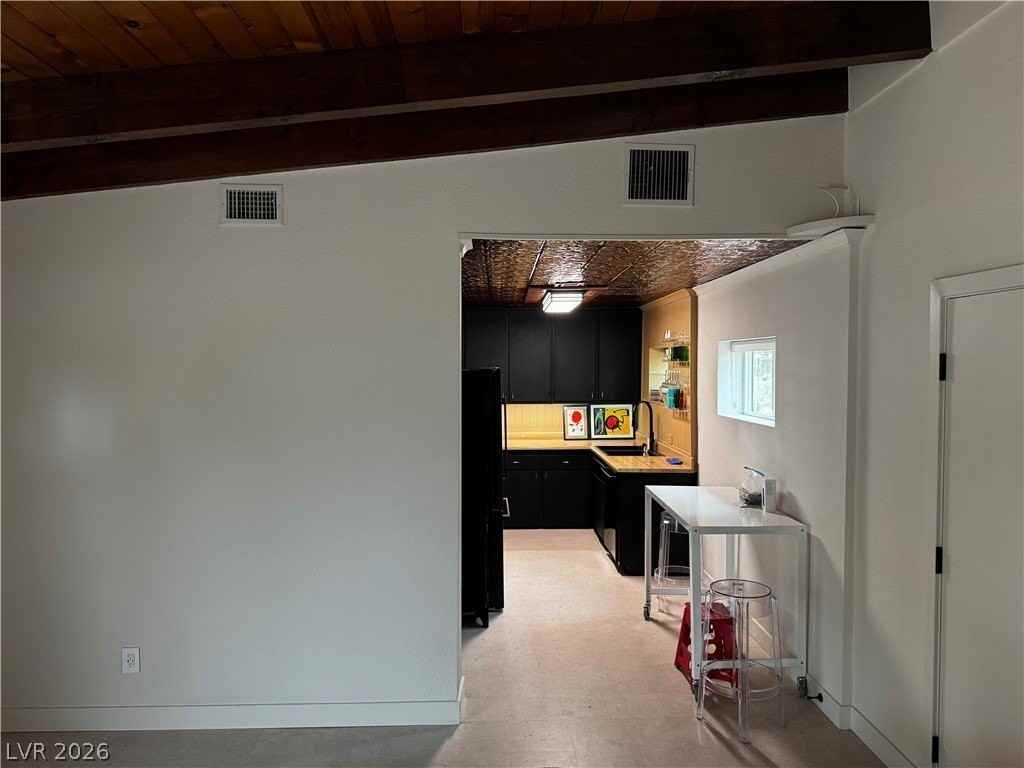 336 Arnold St - Photo 4 of 24
