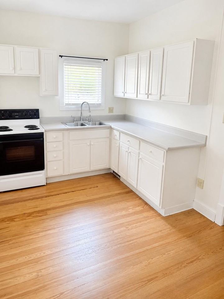 27 S Whittaker St - Photo 3 of 10