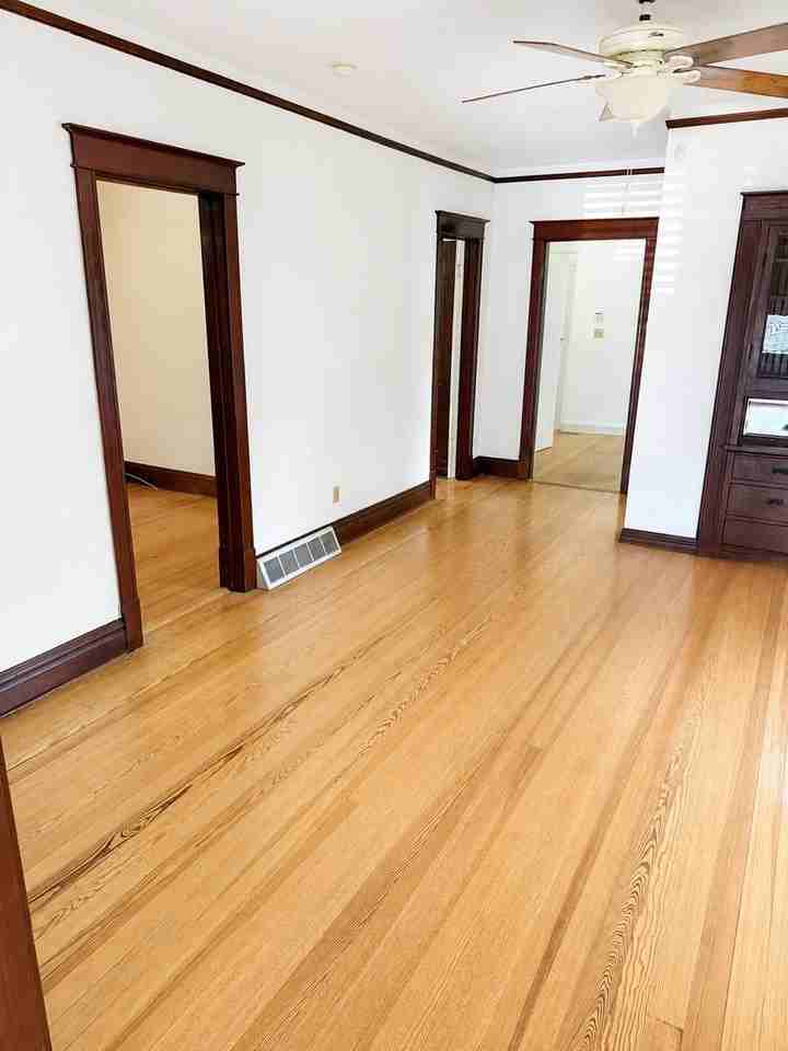 27 S Whittaker St - Photo 6 of 10