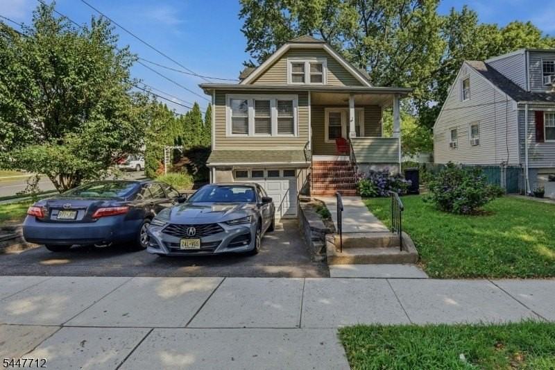 161 Broughton Ave #2 - Photo 2 of 16