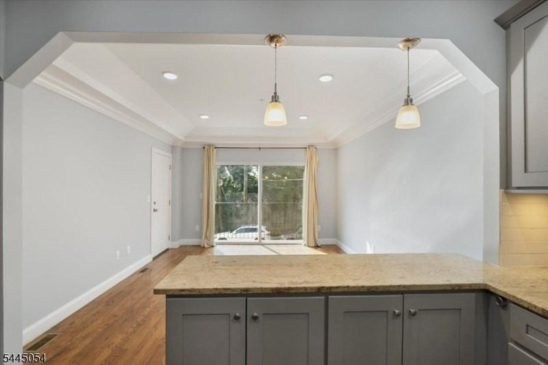 267 S 10th St #1 - Photo 4 of 19