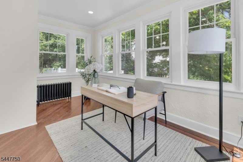 153 Clairmont Ter - Photo 6 of 23