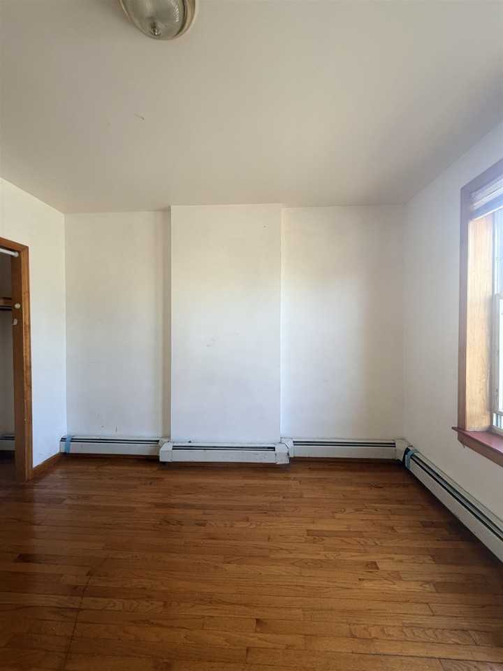 693 Kennedy Blvd #2 - Photo 5 of 11