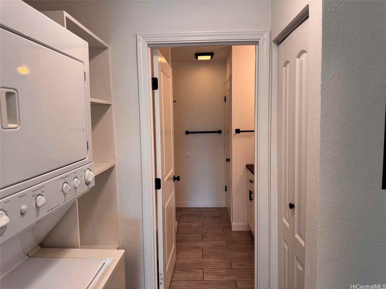2069 California Ave #19D - Photo 4 of 9