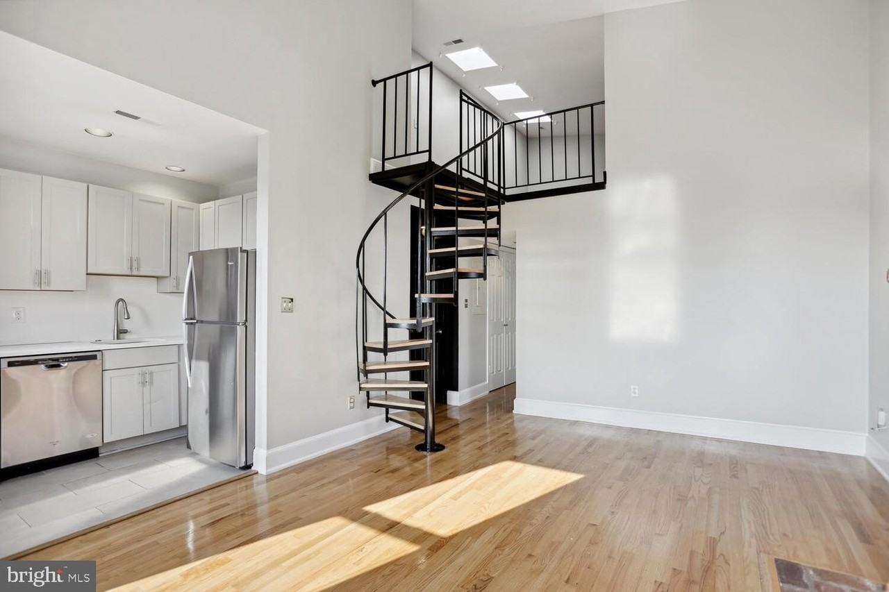 676 4th St Ne - Photo 6 of 25