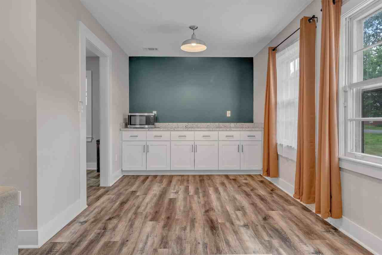 4623 Doris Cir S - Photo 5 of 23