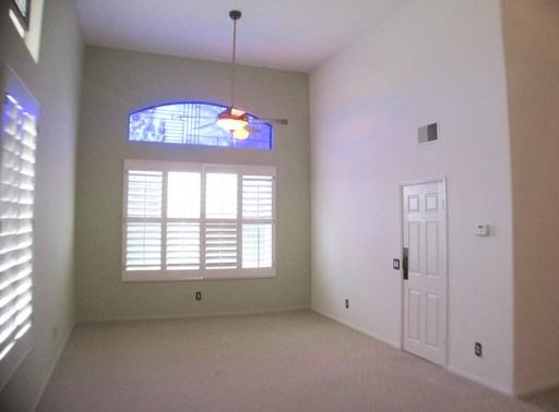 29249 Sequoia Rd - Photo 3 of 5