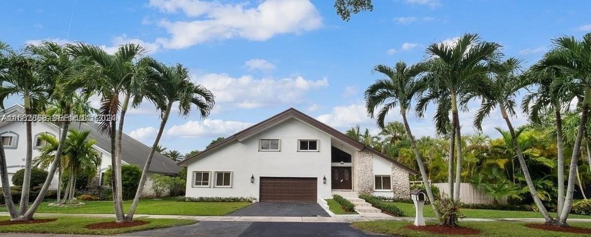14251 Sw 107th Ter - Photo 2 of 50
