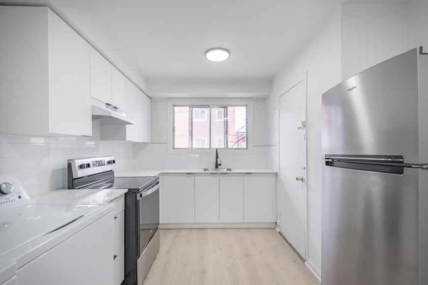 15e Avenue - Photo 2 of 10