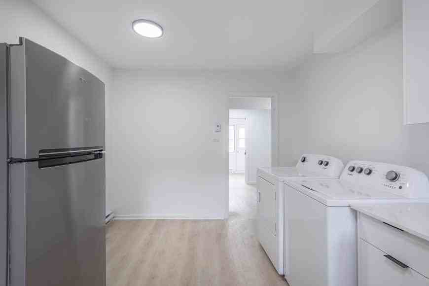 15e Avenue - Photo 6 of 10