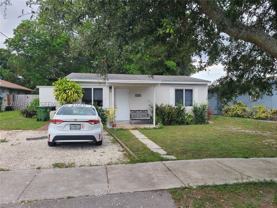 428 Nw 21st Ter - Photo 1 of 1