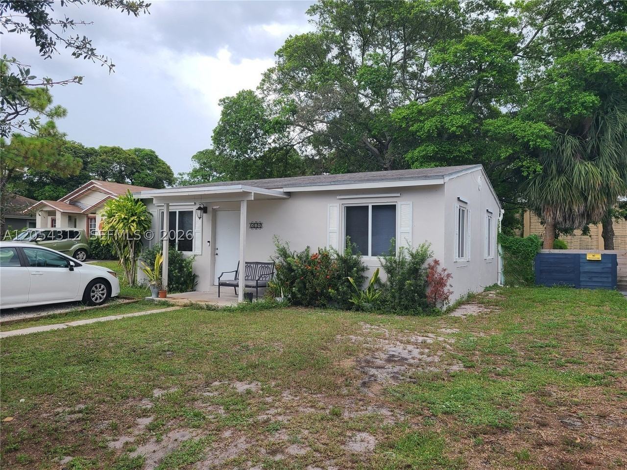 428 Nw 21st Ter - Photo 3 of 9