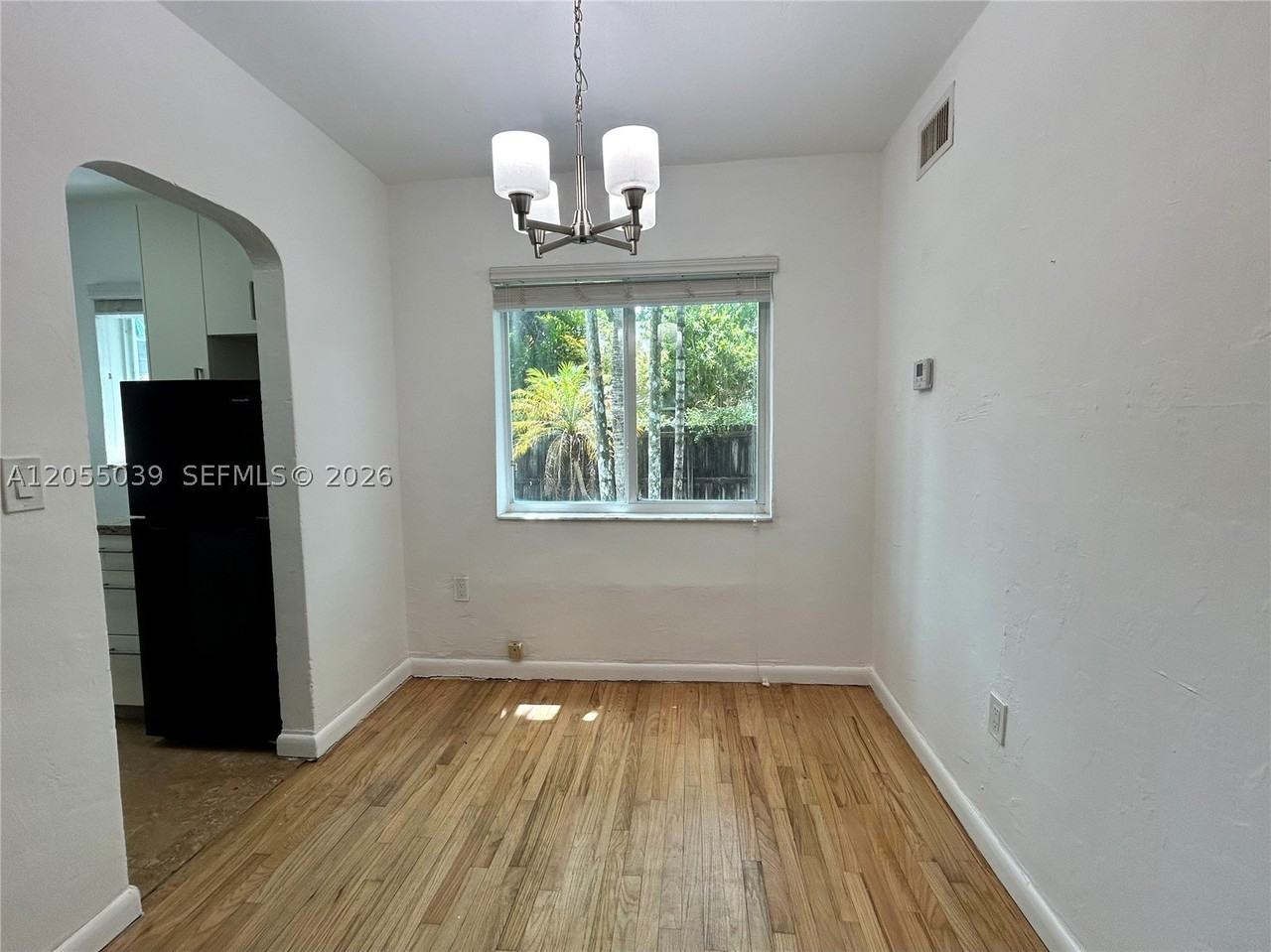 6210 Ne 5th Ave #2 - Photo 4 of 13