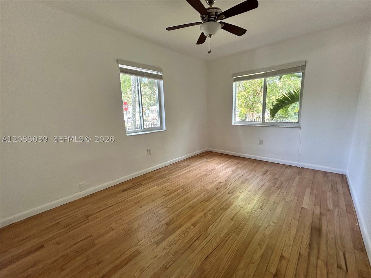 6210 Ne 5th Ave #2 - Photo 7 of 13