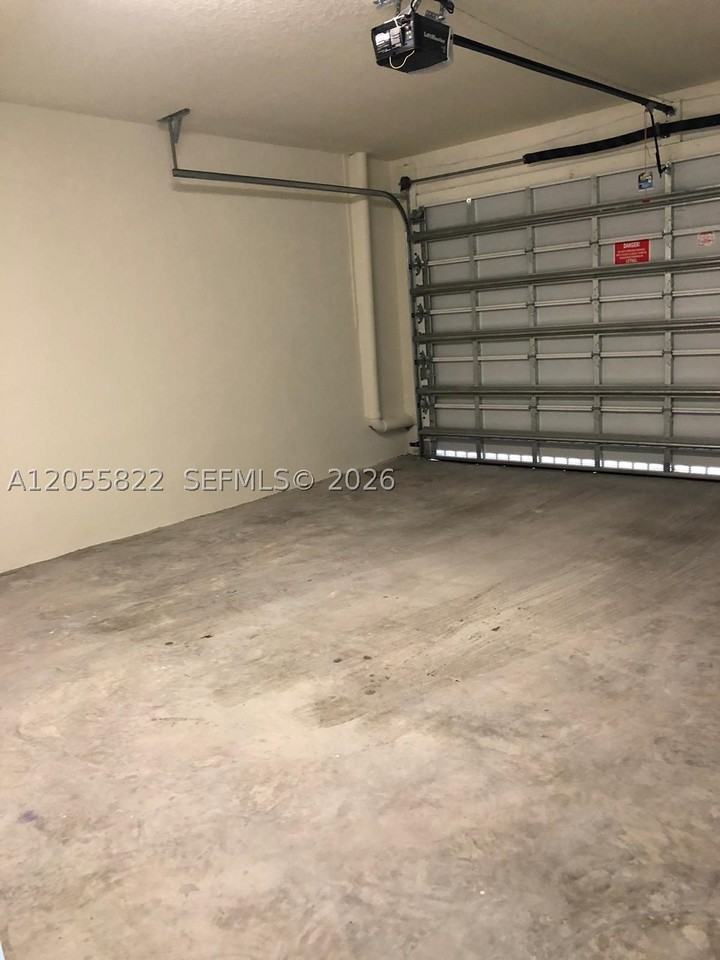 10309 Nw 66th St #10309 - Photo 3 of 16