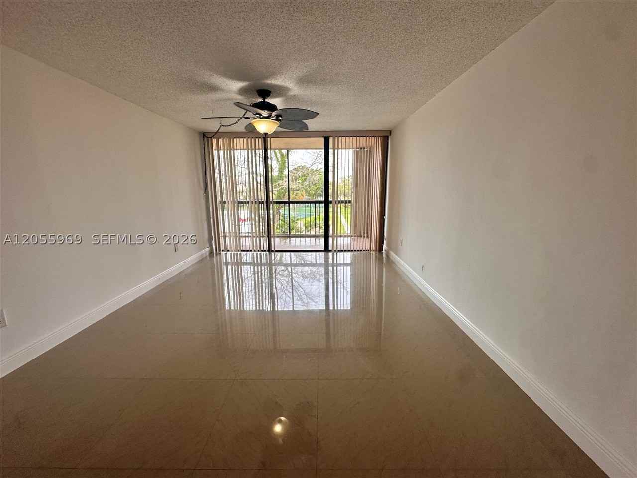 10425 Sw 112th Ave #312 - Photo 2 of 21