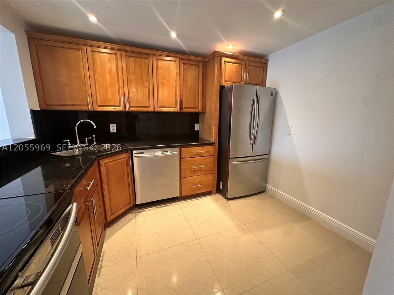 10425 Sw 112th Ave #312 - Photo 3 of 21