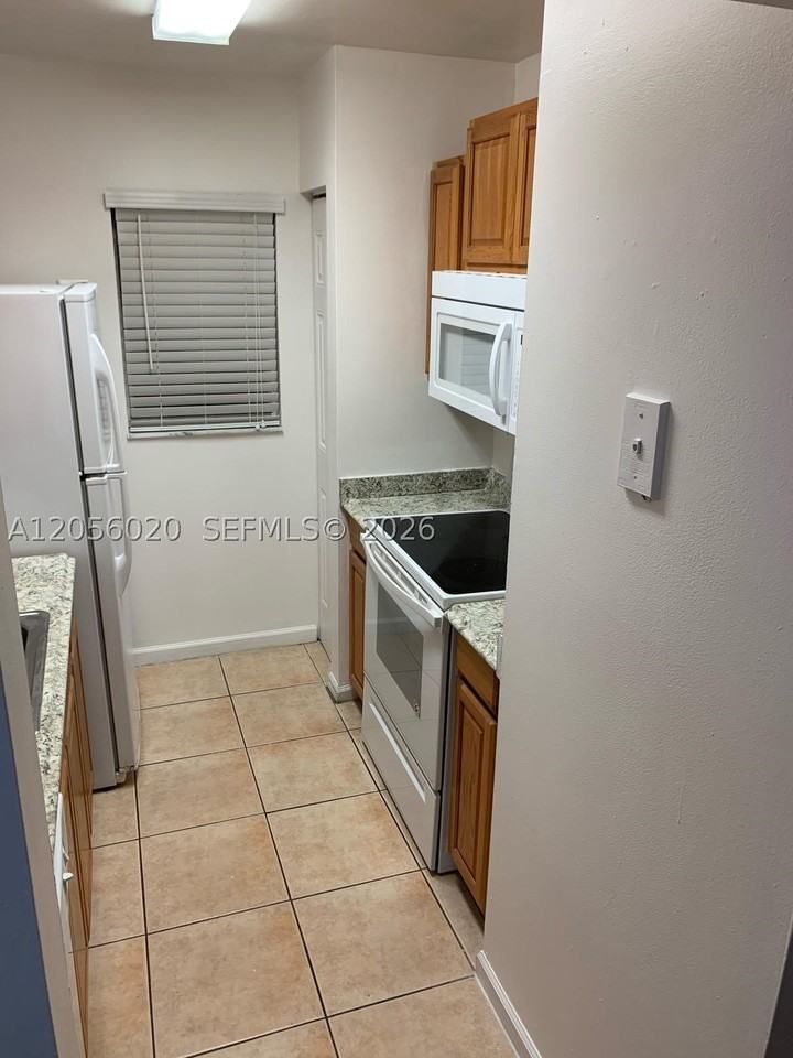 3212 Coral Ridge Dr #3212 - Photo 4 of 16
