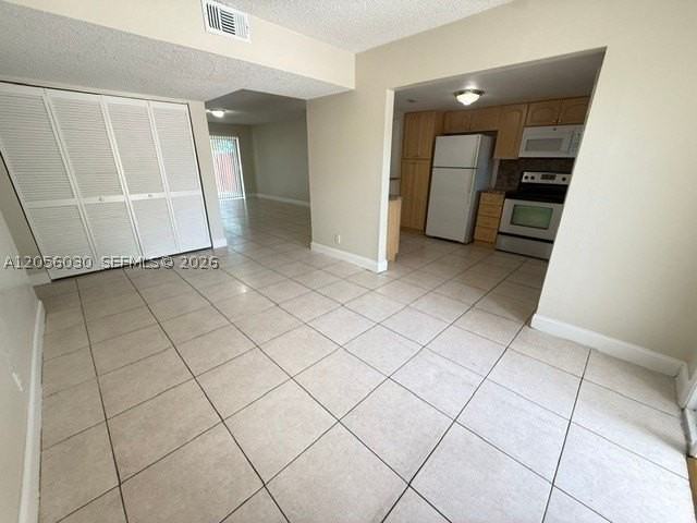 3750 Nw 115th Way #2-1 - Photo 2 of 19
