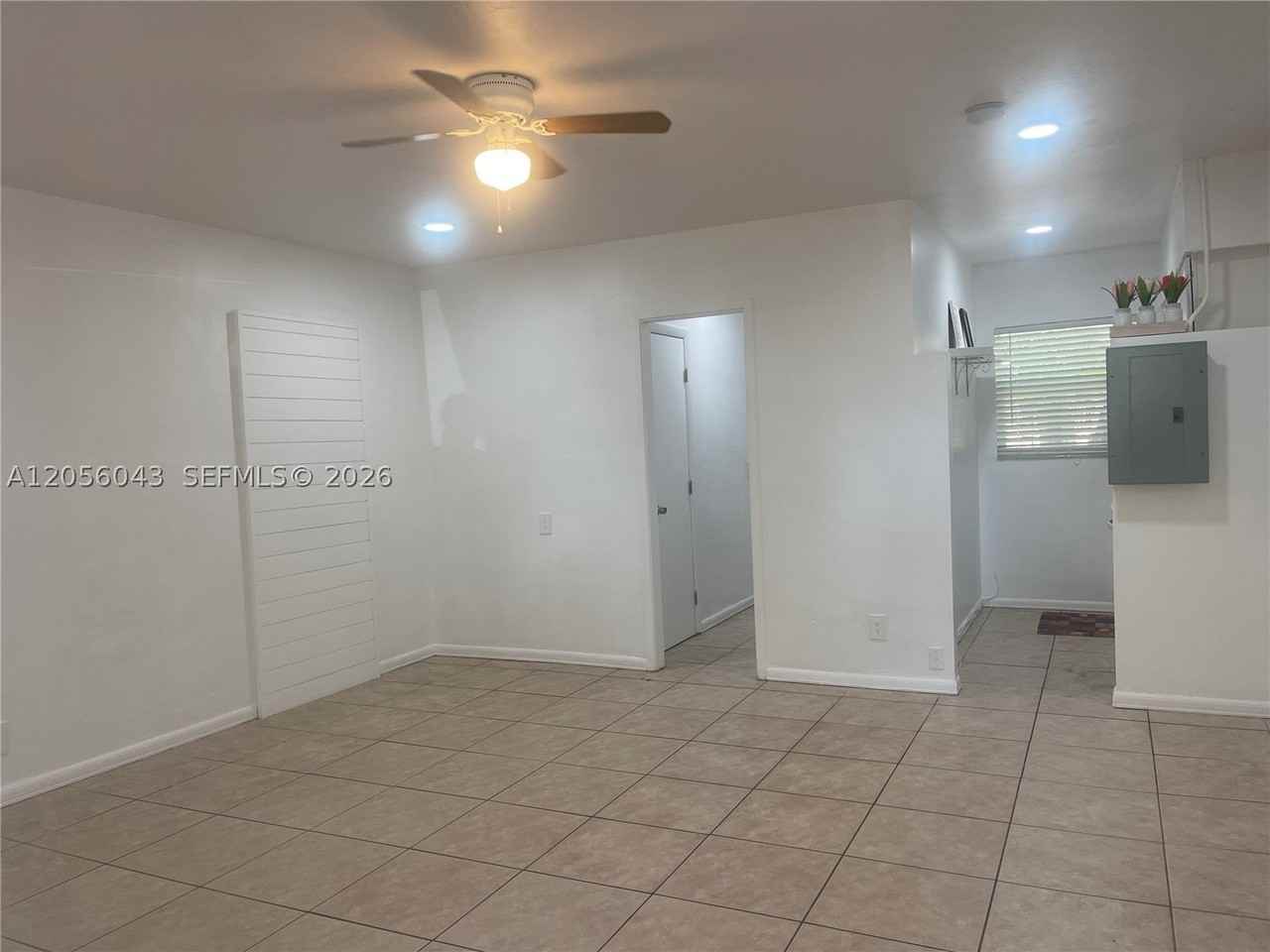 1717 Ne 12th St #5 - Photo 2 of 13
