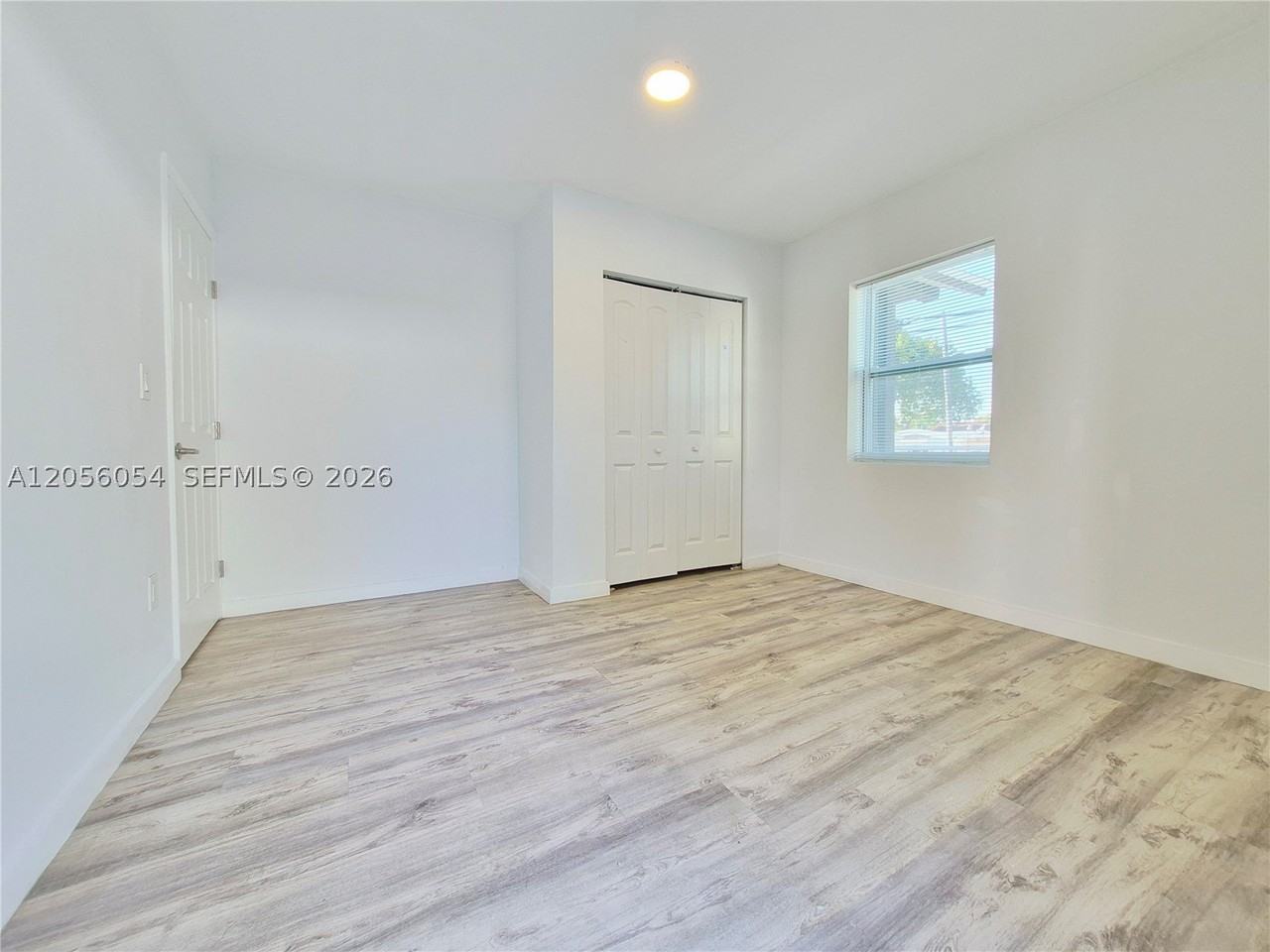 1922 Nw 1st St #1 - Photo 6 of 12