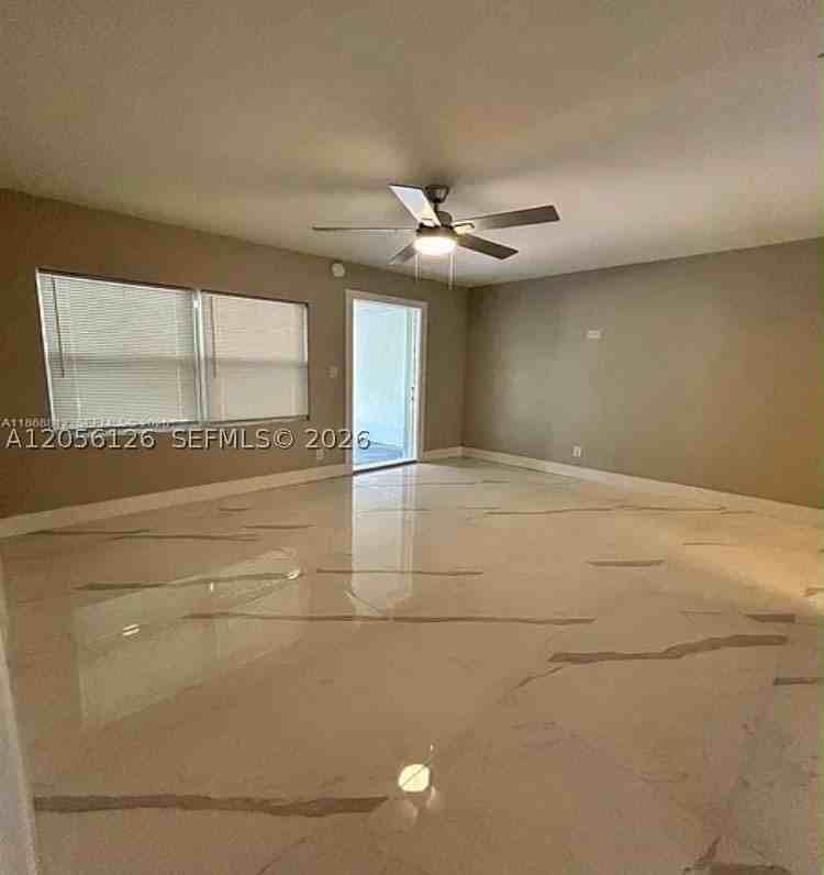 241 Ne 55th St #0 - Photo 5 of 14