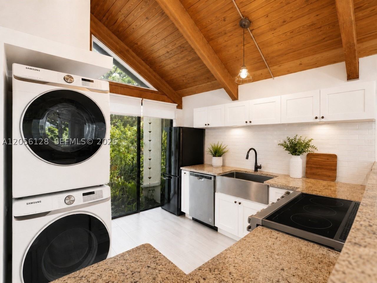 6870 Nw 30th Ave #1 - Photo 4 of 18