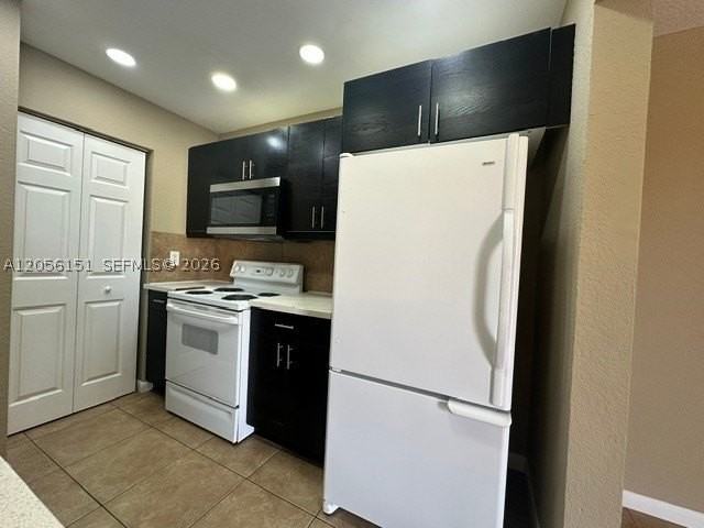2830 Nw 55th Ave #2C - Photo 3 of 26