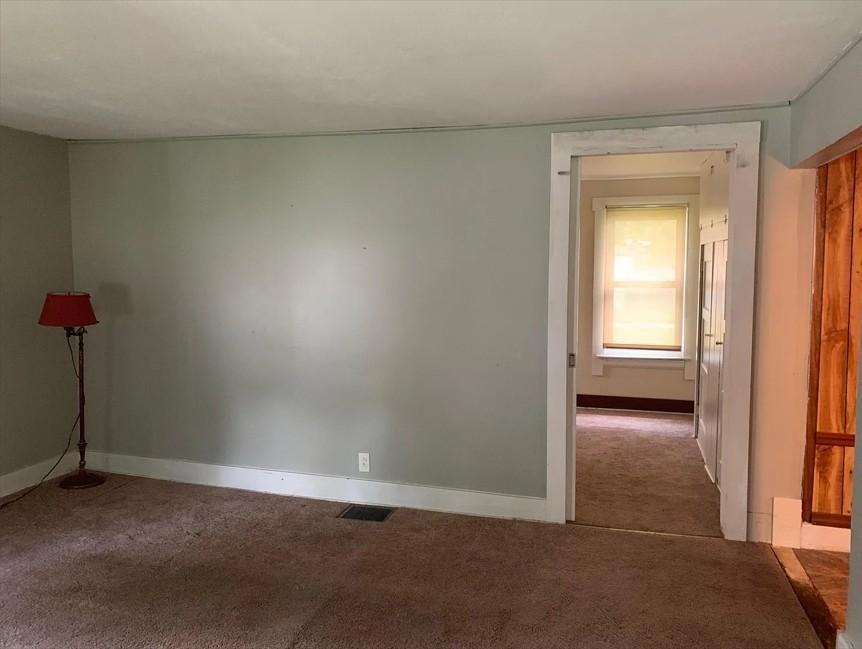1619 Oakland Ave - Photo 3 of 8