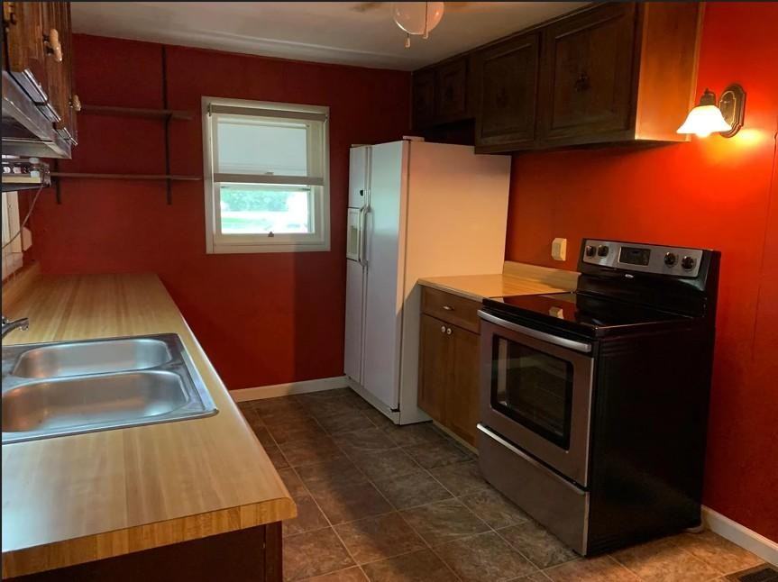 1619 Oakland Ave - Photo 7 of 8