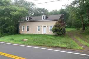 featured image of 2453 State Route 209