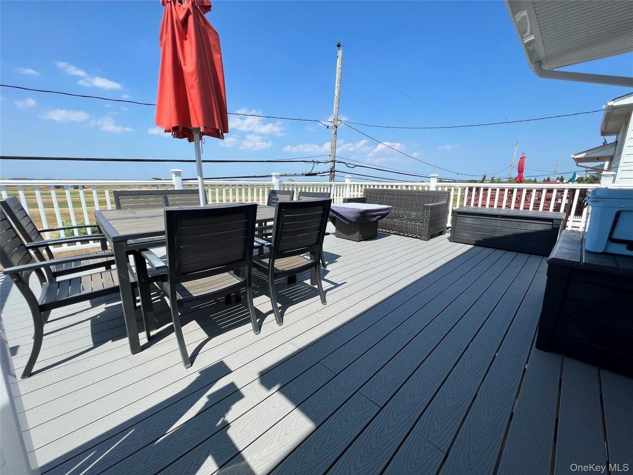 381 Lido Blvd - Photo 2 of 12