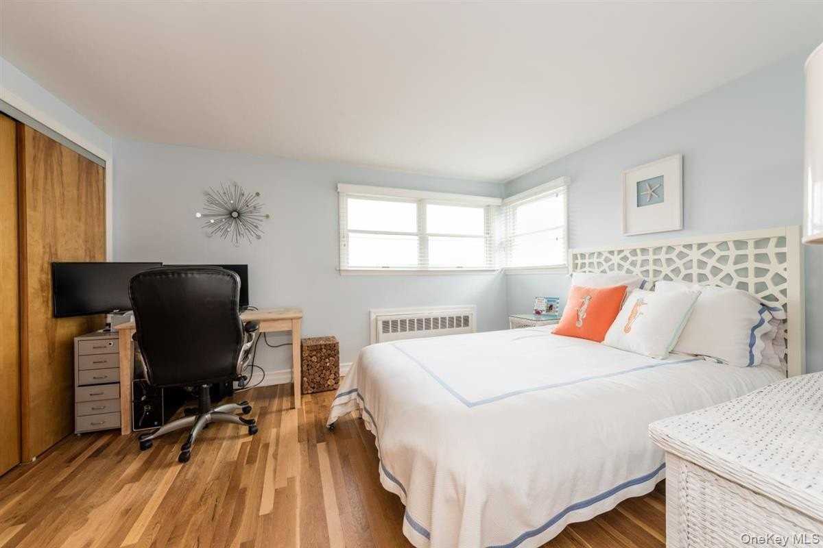 381 Lido Blvd - Photo 7 of 12